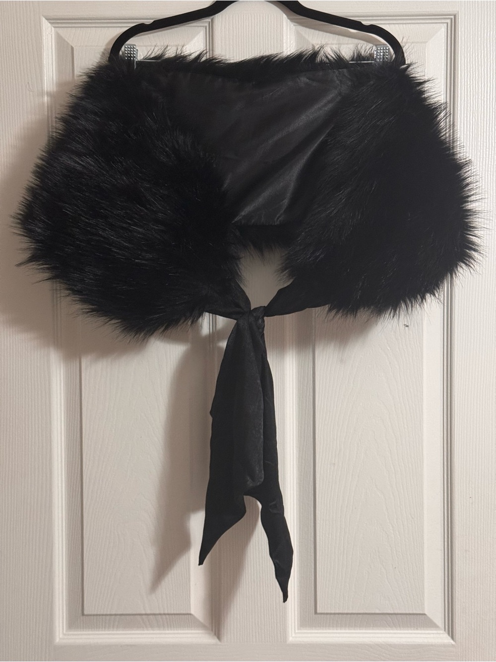 Elegant Black Faux Fur Shawl with Satin Ties